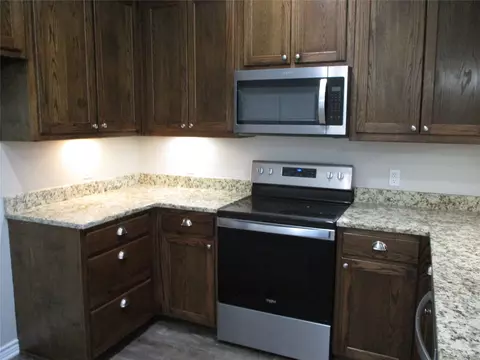 Kitchen - 147 Mill St, Emory, TX 75440 photo 2 of 3