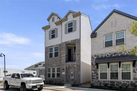 4408 Henderson Ave, North Richland Hills, TX 76180