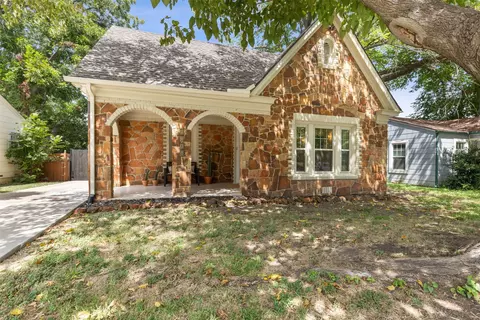 2908 Willing Ave, Fort Worth, TX 76110