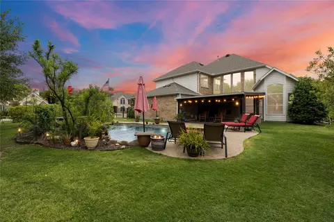 1000 Cheyenne Ct, Shady Shores, TX 76208
