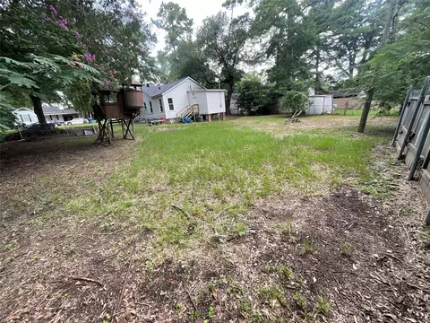 Exterior - 107 Mcarthur Dr, Minden, LA 71055 photo 4 of 8