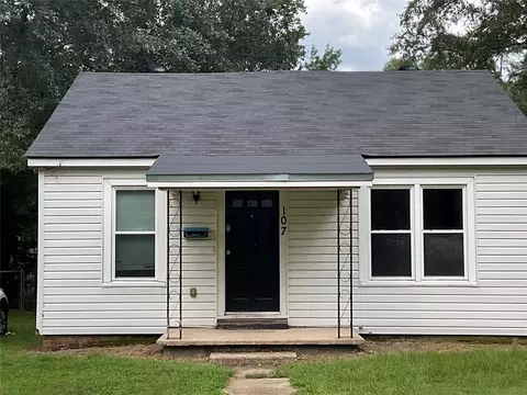 Exterior - 107 Mcarthur Dr, Minden, LA 71055 photo 3 of 8