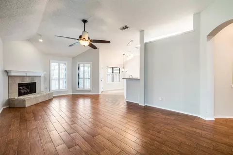 1624 Weldon Dr, Mesquite, TX 75149 photo 9