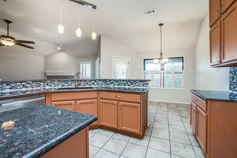 1624 Weldon Dr, Mesquite, TX 75149 photo 13