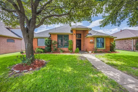 1624 Weldon Dr, Mesquite, TX 75149