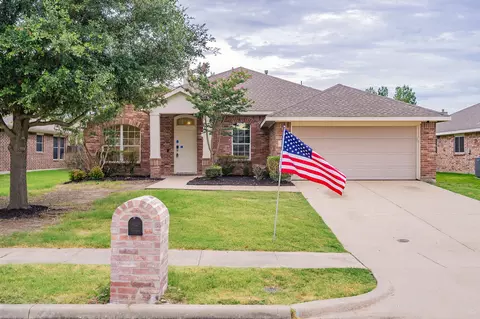 521 Chestnut Trl, Forney, TX 75126