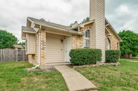 6420 Brookhaven Trl, Arlington, TX 76001