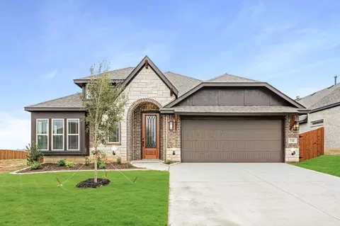 732 Jaguar Rdg, Godley, TX 76044