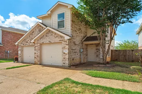 2306 Kingsway Dr, Arlington, TX 76012
