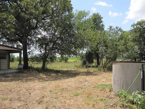 183 Ditto Rd, Sunset, TX 76270 photo 9