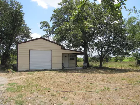 183 Ditto Rd, Sunset, TX 76270