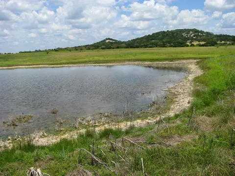 1633 County Road 138, Gatesville, TX 76528