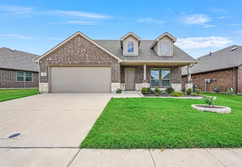 513 Pleasant Hill Ln, Fate, TX 75189