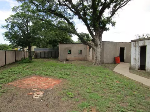 Exterior - 1407 N Avenue H, Haskell, TX 79521 photo 4 of 8