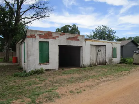 Exterior - 1407 N Avenue H, Haskell, TX 79521 photo 8 of 8