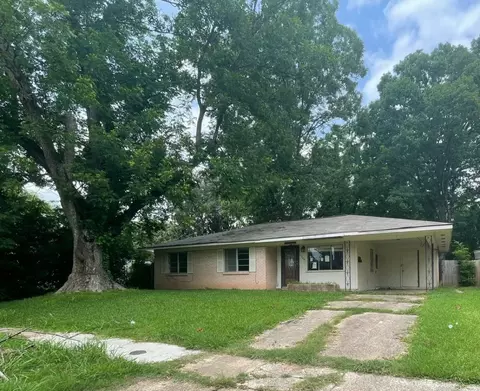 1708 Alison Ave, Bossier City, LA 71112