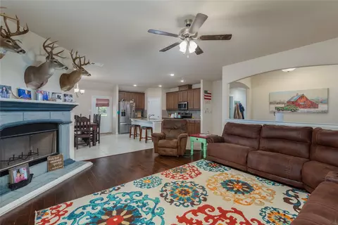 195 Springwood Ranch Loop, Springtown, TX 76082 photo 5