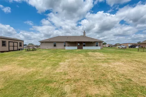 195 Springwood Ranch Loop, Springtown, TX 76082 photo 7