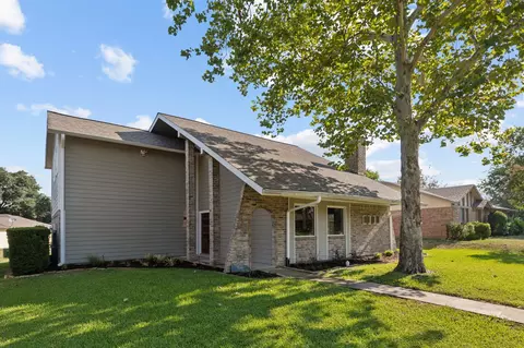 3010 Castle Rock Ln, Garland, TX 75044