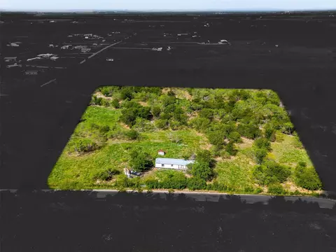 222 Mccrady Rd, Ennis, TX 75119