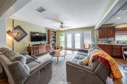 Living - 1721 Avenue K, Anson, TX 79501 photo 1 of 3