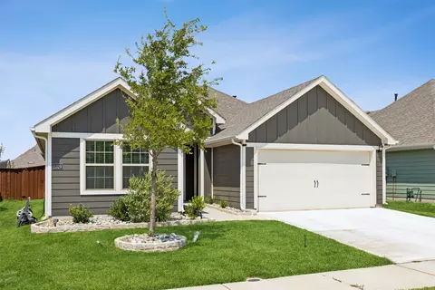 11329 W Pond Dr, Providence Village, TX 76227