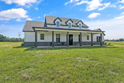 20420 County Road 4106, Lindale, TX 75771