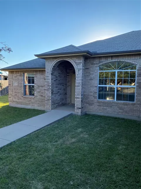 1201 Briar Cliff Path, Abilene, TX 79602 photo 2