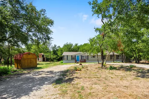 306 Cactus View Dr, Springtown, TX 76082