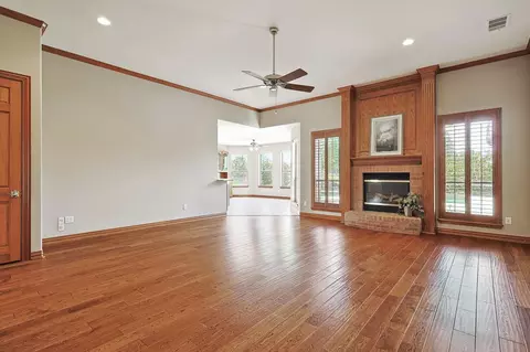 Living - 125 Maple Leaf Dr, Double Oak, TX 75077 photo 2 of 4