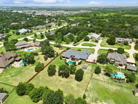 View/Area - 125 Maple Leaf Dr, Double Oak, TX 75077 photo 2 of 3