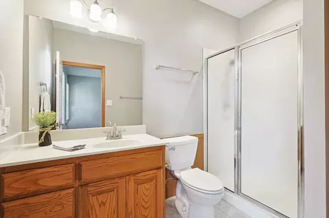 Bath - 125 Maple Leaf Dr, Double Oak, TX 75077 photo 4 of 5