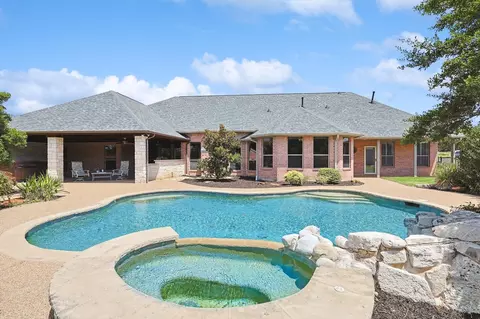 Exterior - 125 Maple Leaf Dr, Double Oak, TX 75077 photo 8 of 10