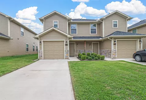 236-238 W Lake St, Sherman, TX 75090