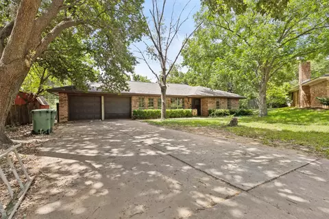 2514 Ironwood Ct, Arlington, TX 76016
