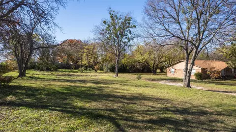 602 S Main St, Mansfield, TX 76063
