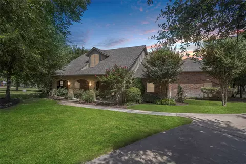 301 S Oakvista Ct, Aledo, TX 76008