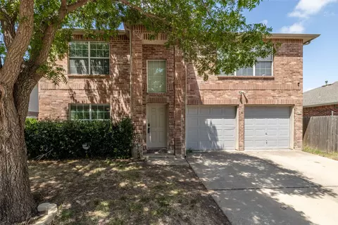 8609 Muir Dr, Fort Worth, TX 76244