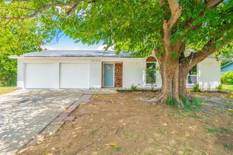 7805 Conn Dr, North Richland Hills, TX 76180