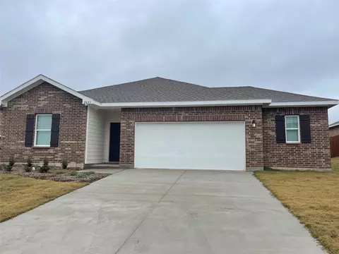 2633 Salado Creek Ln, Glenn Heights, TX 75154