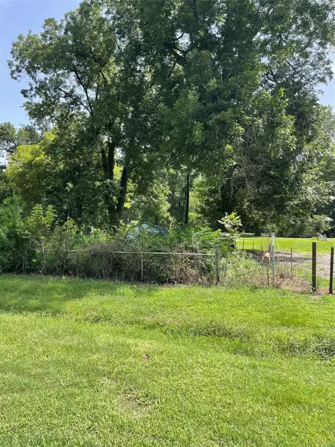 lot2 E Part Of Lot Wells Island Rd, Shreveport, LA 71107