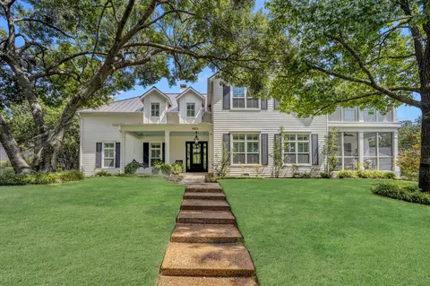 8822 Grenore Dr, Dallas, TX 75218