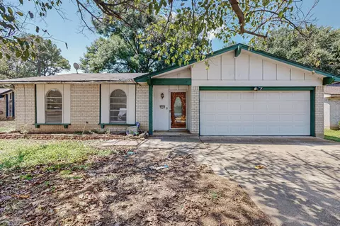 2314 Harvard Dr, Arlington, TX 76015