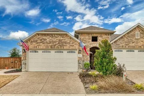 4928 Dacy Ln, Fort Worth, TX 76116