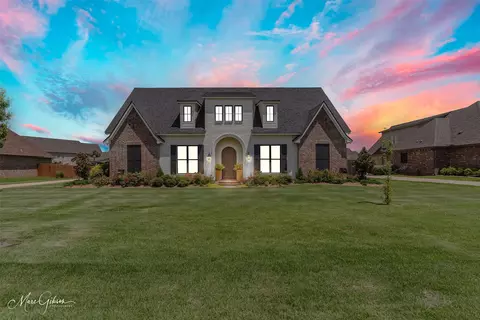 454 Kingston Plantation Blvd, Benton, LA 71006