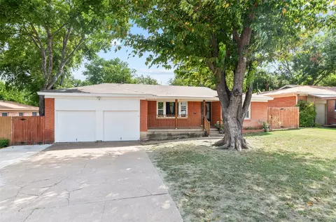 501 Crandle Dr, White Settlement, TX 76108