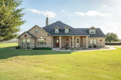7701 Meadow Ridge Dr, Northlake, TX 76247
