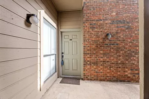 9254 Forest Ln #703, Dallas, TX 75243