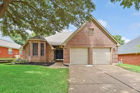 2436 Covington Dr, Flower Mound, TX 75028