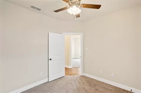 Bedroom - 326 Eagle Mountain Dr, Abilene, TX 79602 photo 4 of 7